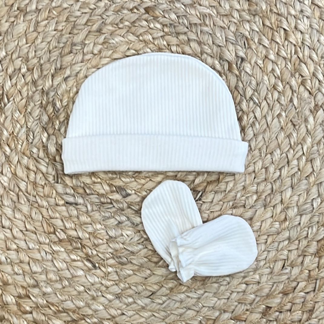 Calamaro Set Cappellino e Muffole A Costine