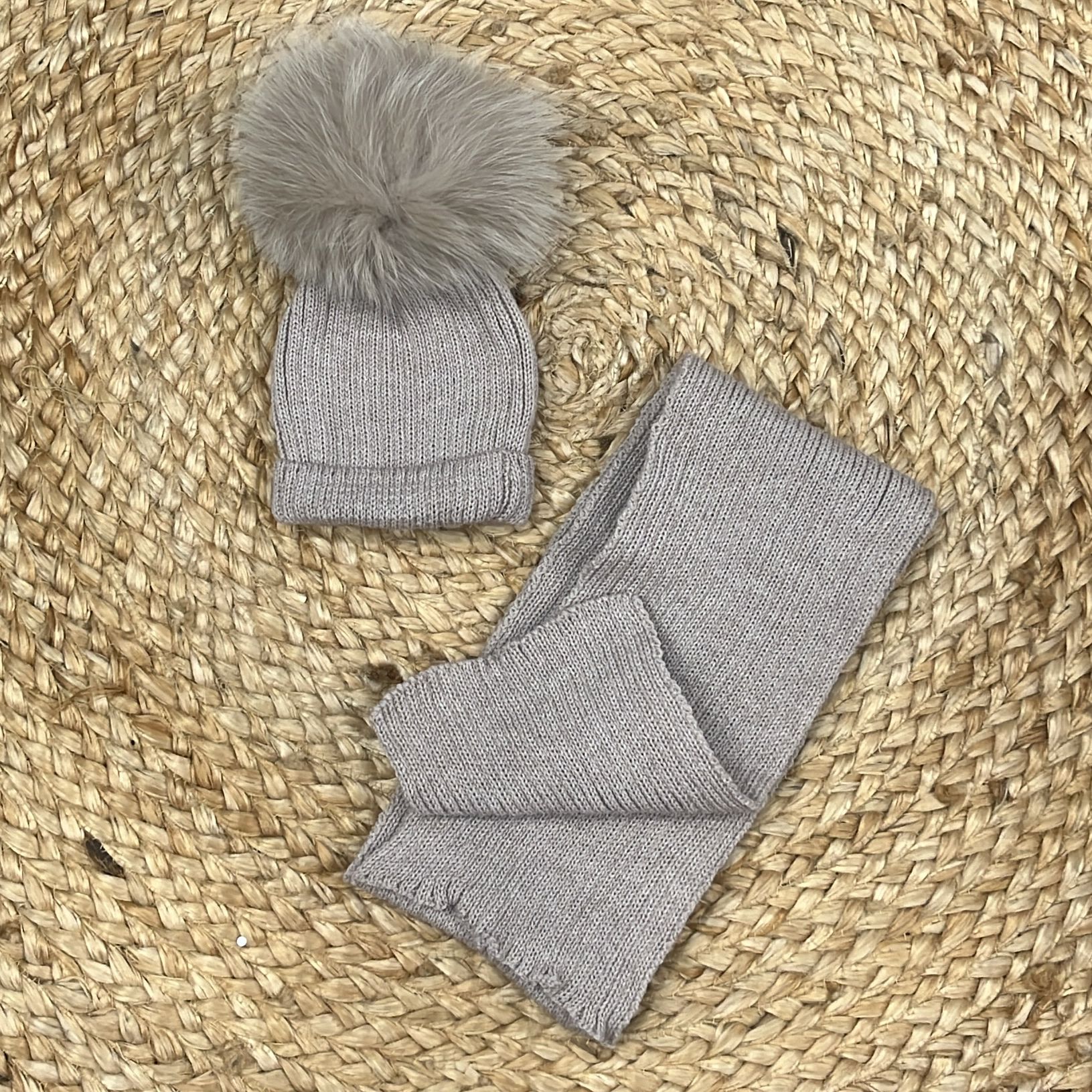 Mac Ilusion Set Cappello e sciarpa con Pom pon