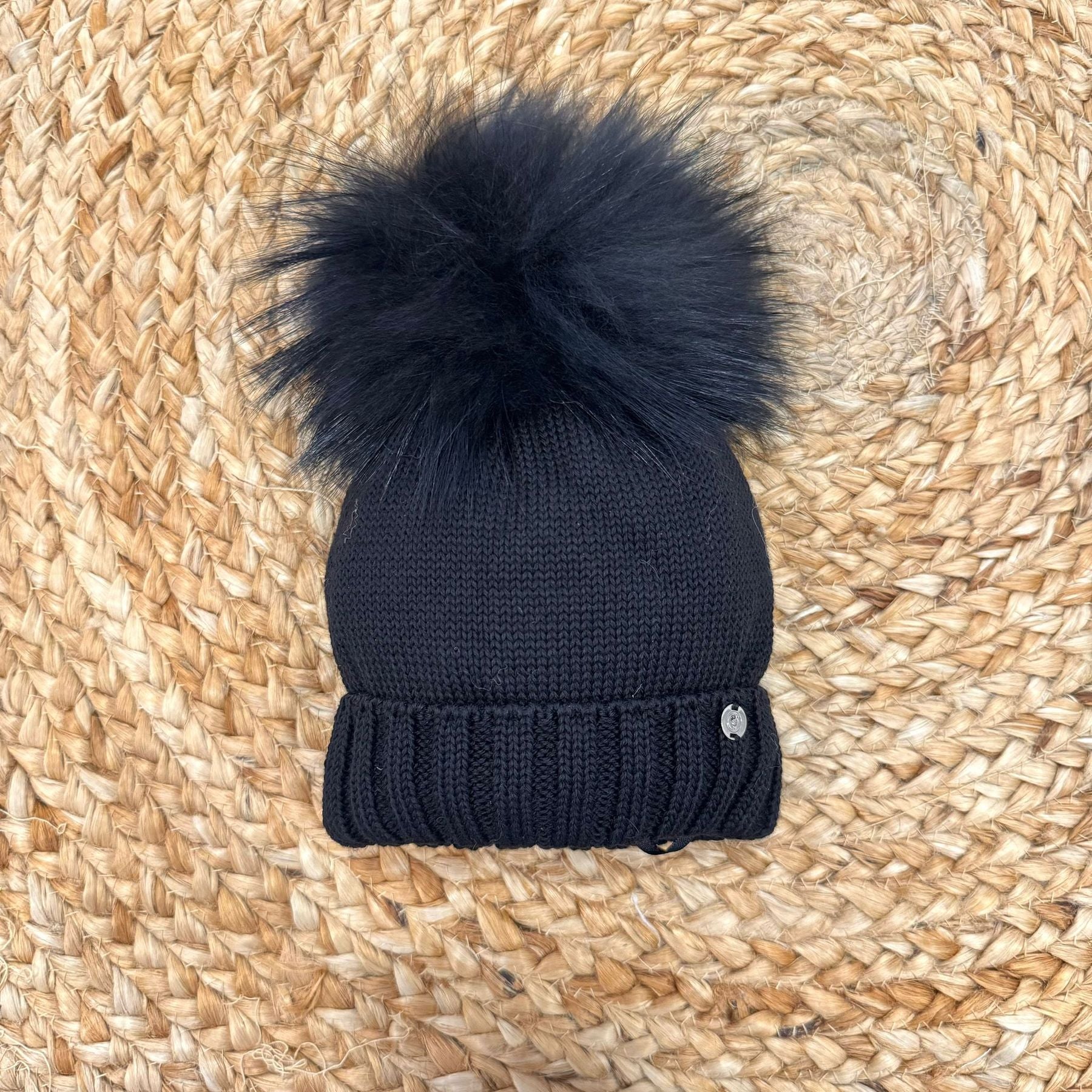 Gio Higuamy Cappello Pompon Murmasky