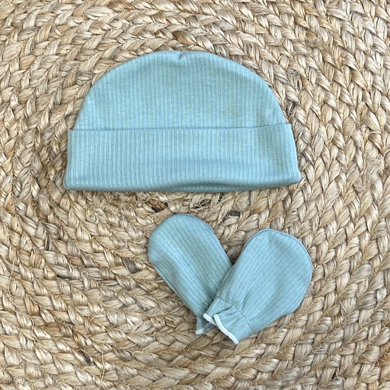 Calamaro Set Cappellino e Muffole A Costine