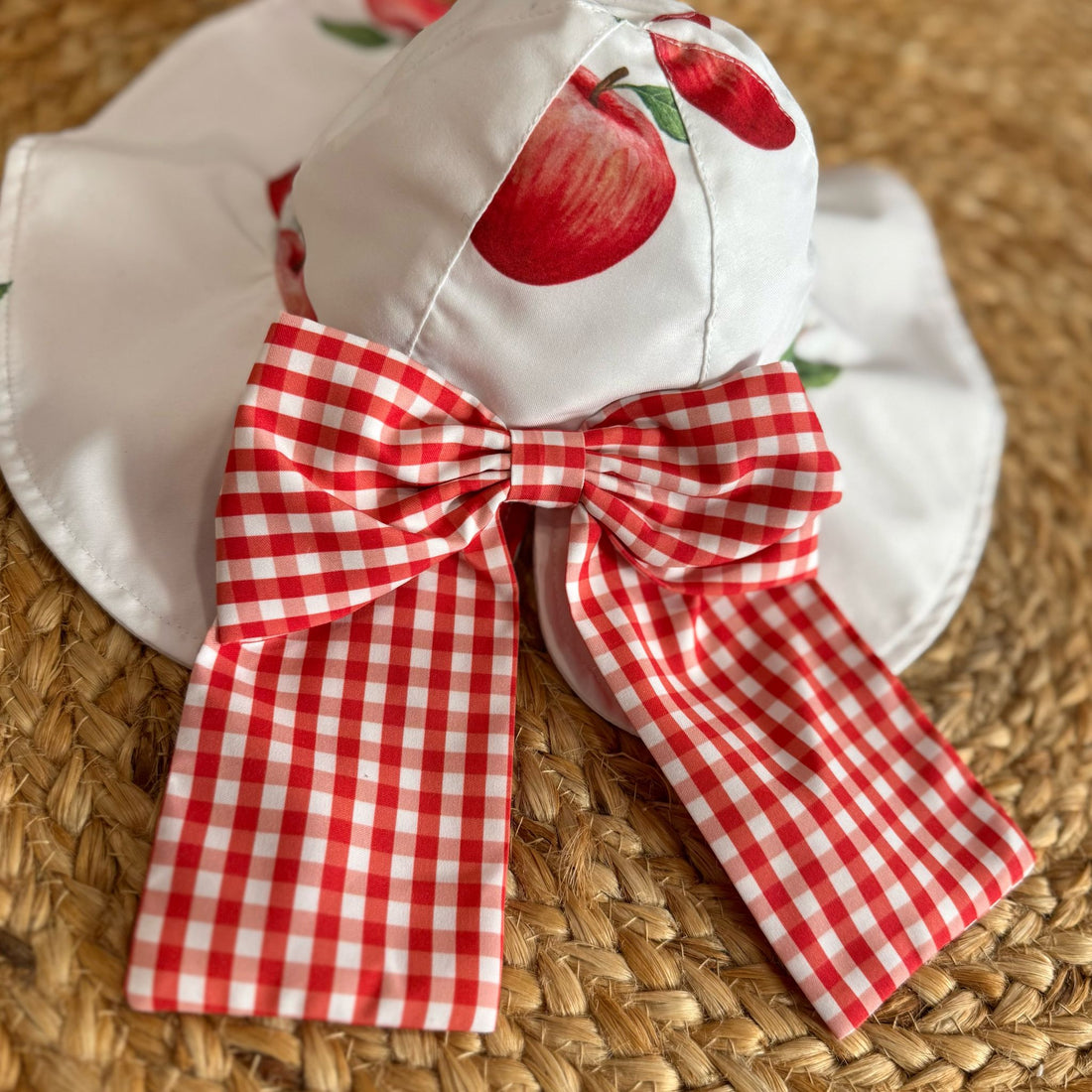 Meia Pata Cappellino mare Apples