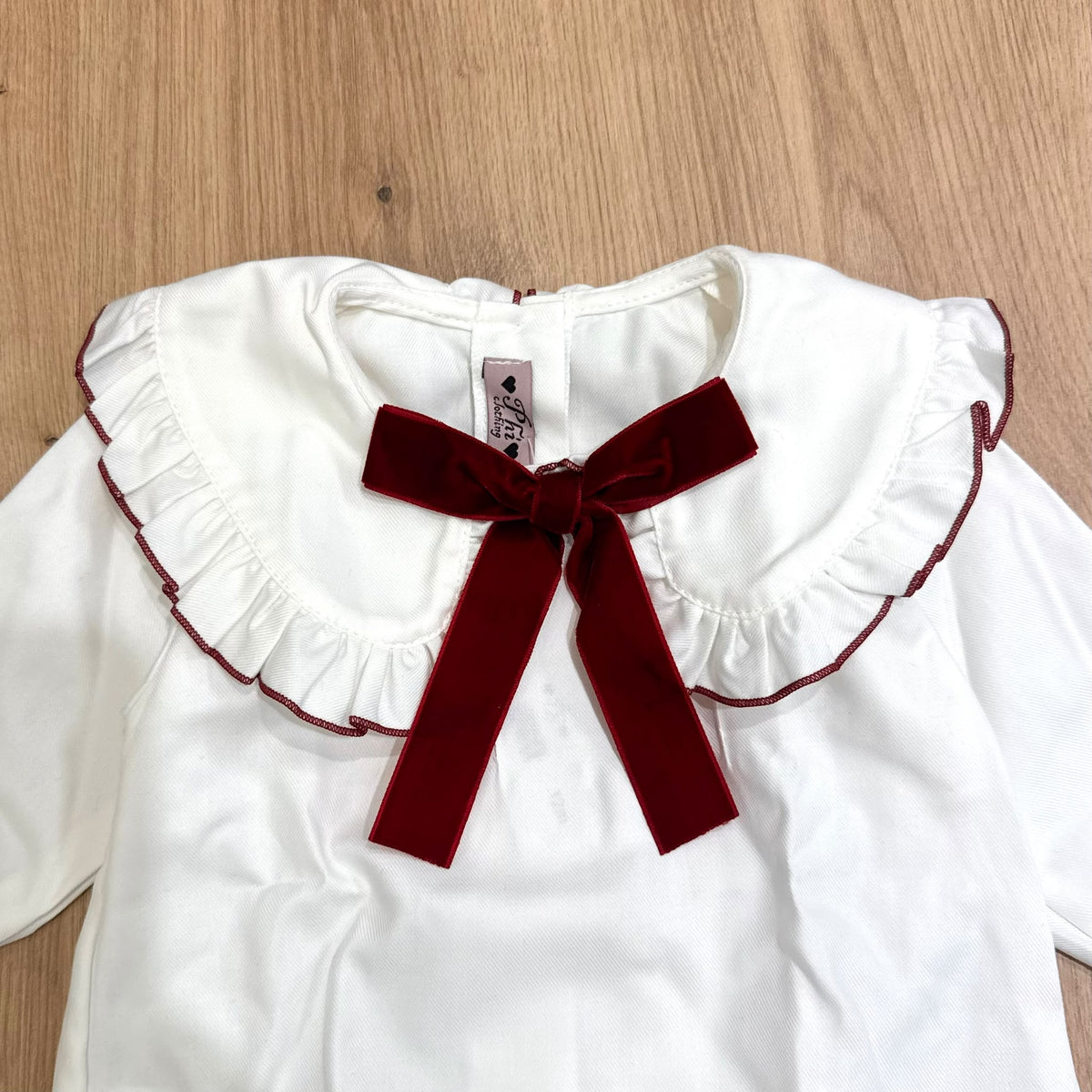 Phi Clothing camicina con fiocco in velluto