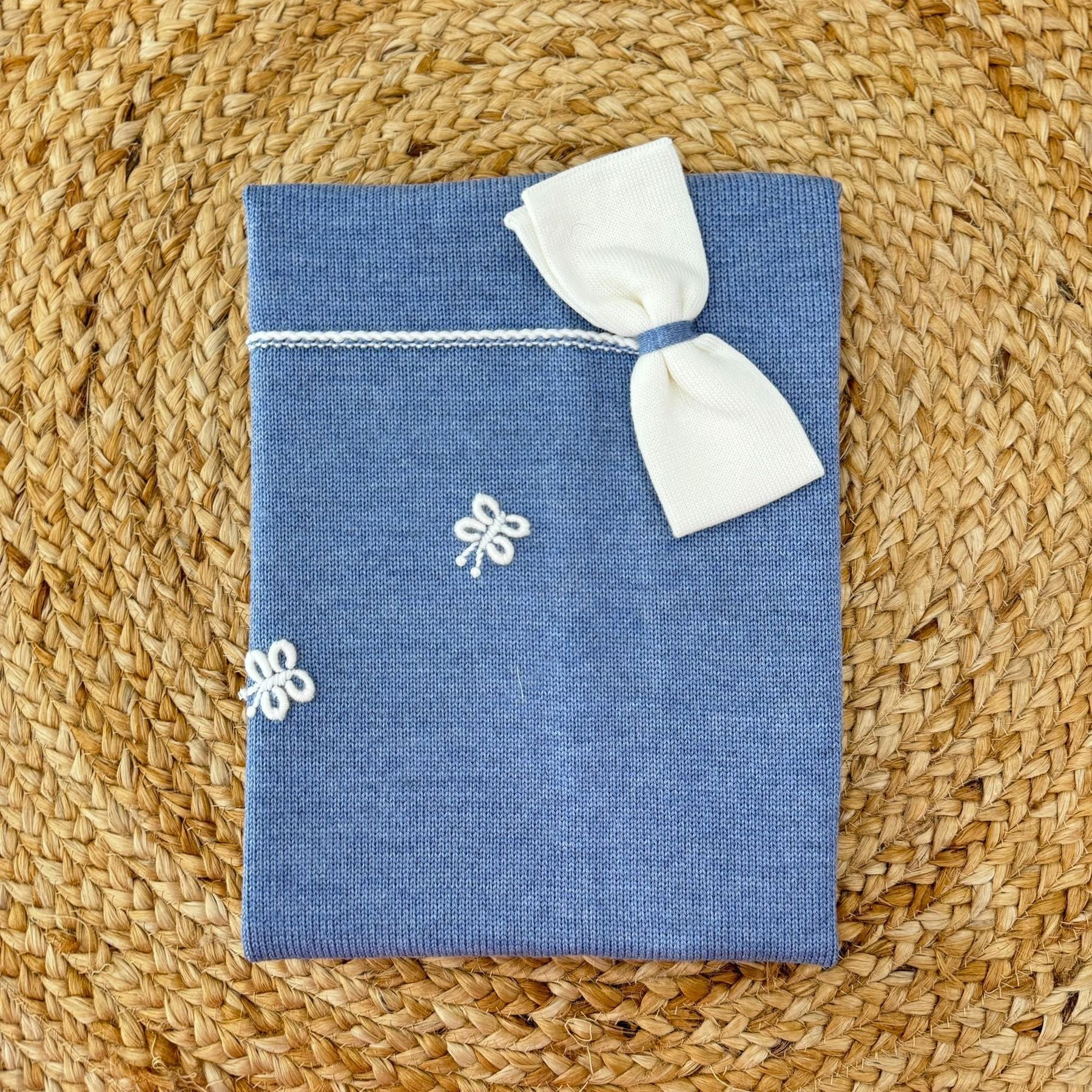 Bèbè di Almy Copertina in Lana Con ricami - Anima Kids