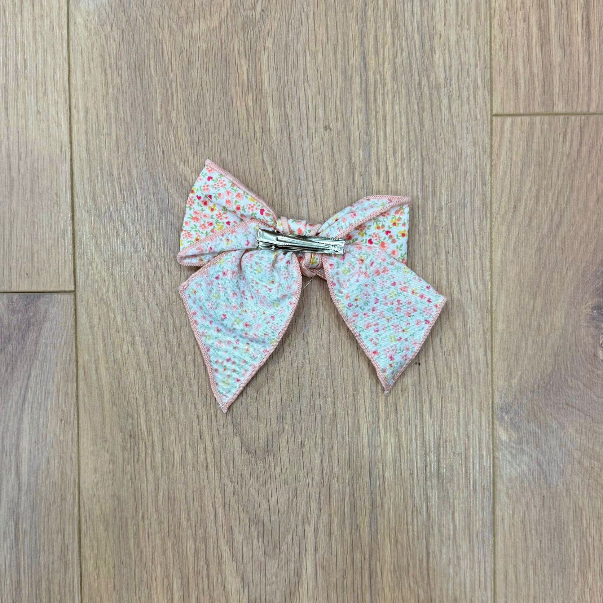 Calamaro Clip con fiocco - Anima Kids