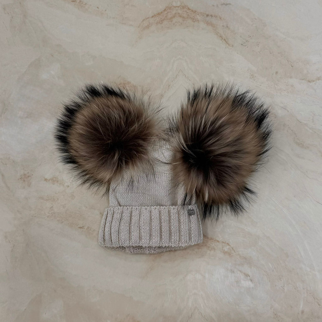 Cappellino doppio pom pon in Volpe - Anima Kids