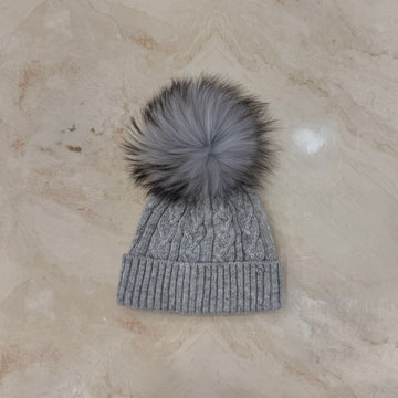 Cappellino intreccio con Pom pon in volpe - Anima Kids