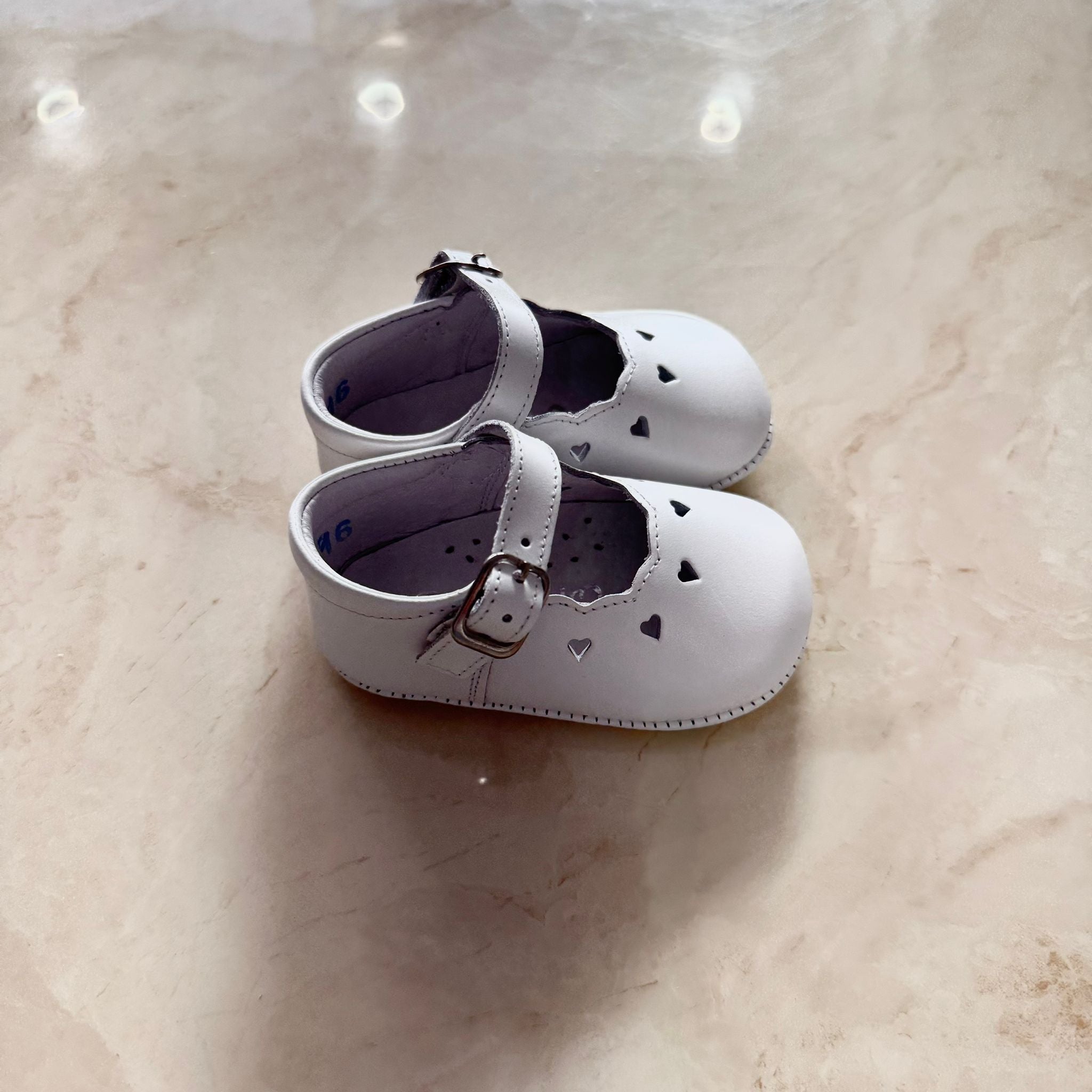 Panyno Scarpine da culla Con cuoricini