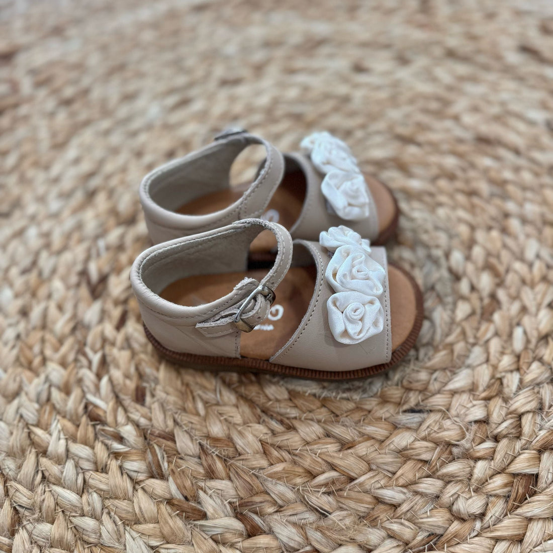 Panyno Sandalo in pelle Con roselline - Anima Kids