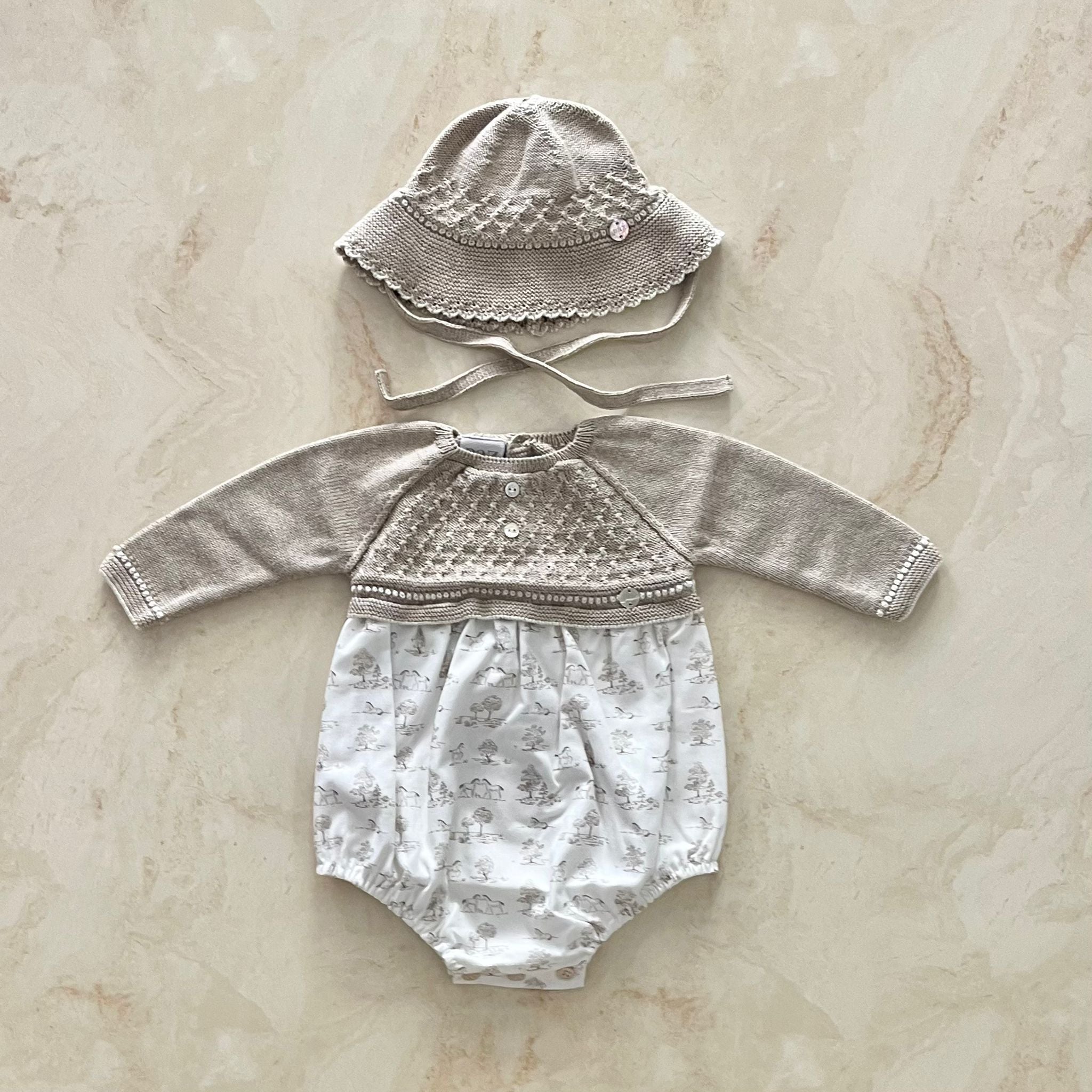 Paz Rodrìguez Pagliaccetto con cappellino in Lana - Anima Kids