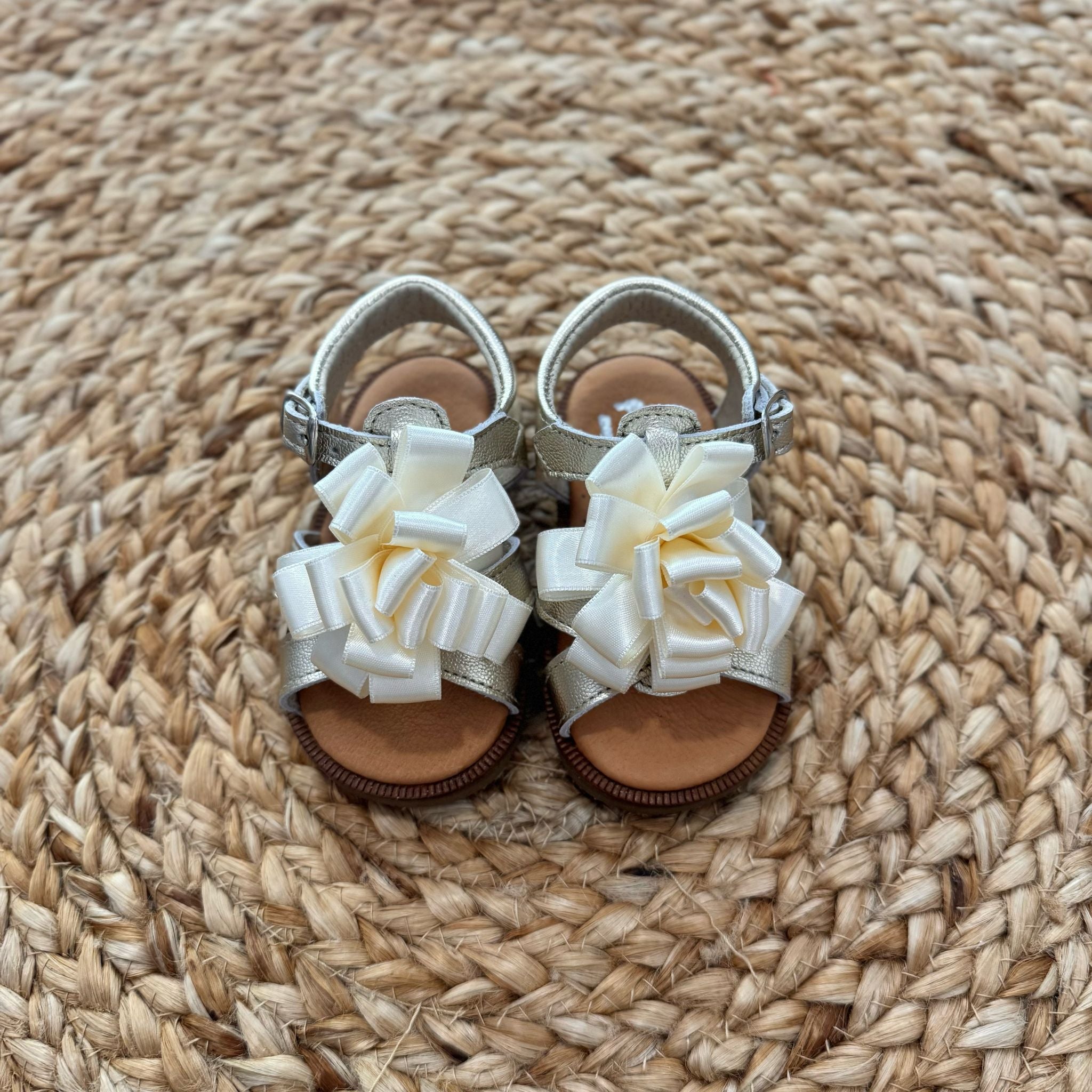 Panyno Sandalo in pelle con fiore