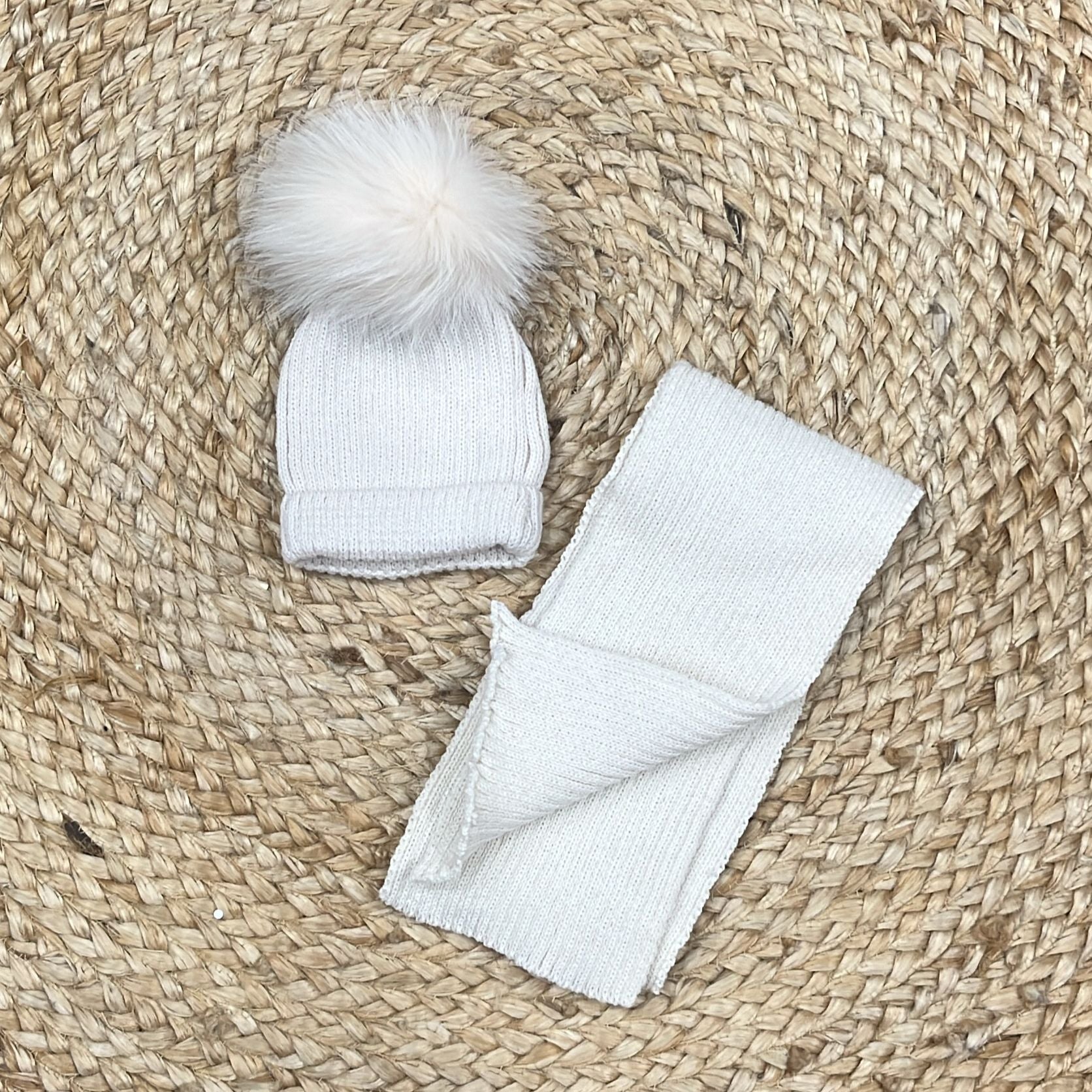Mac Ilusion Set Cappello e sciarpa con Pom pon