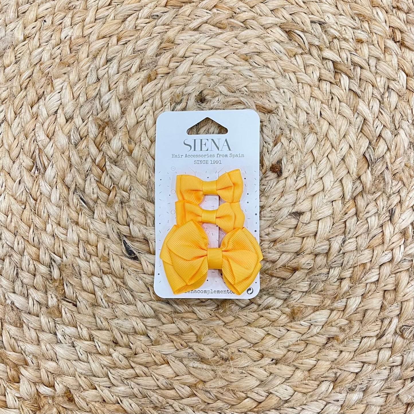 Siena Trio of bows With bow
