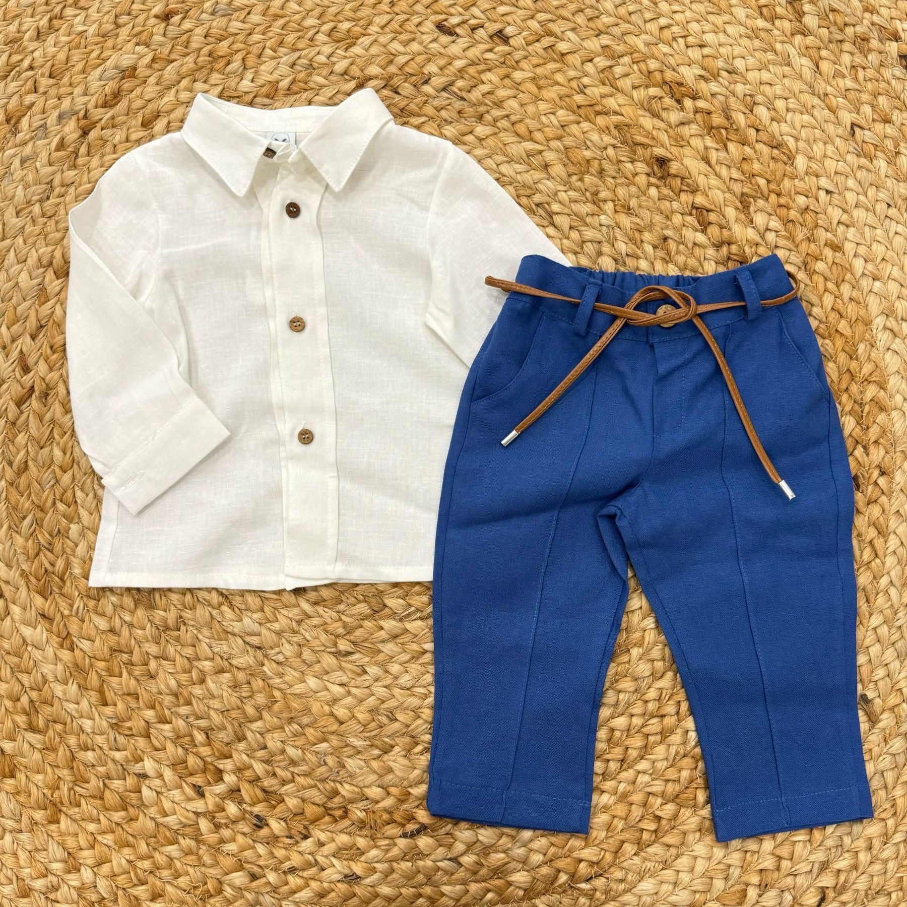 The complete layette with belt