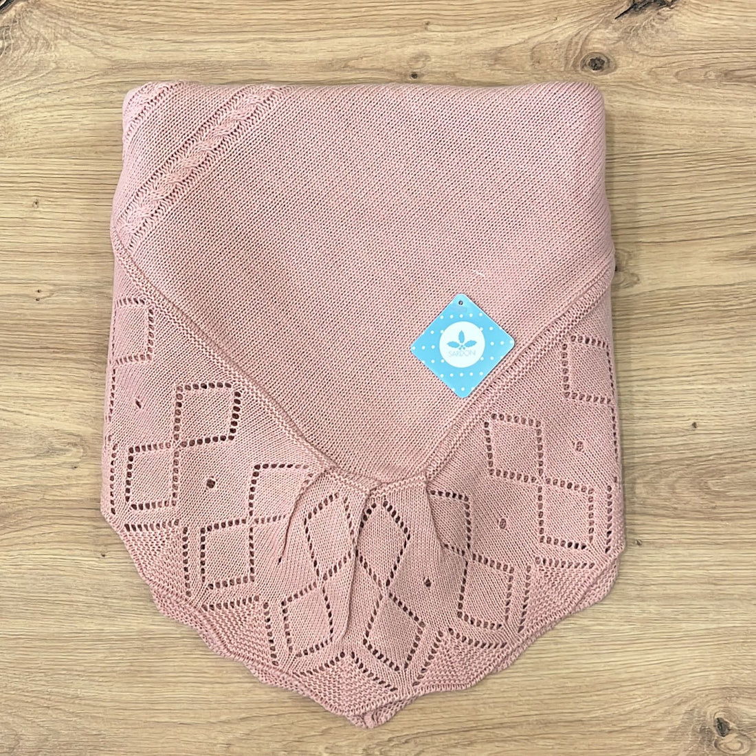 Sardon Shawl With Diamonds