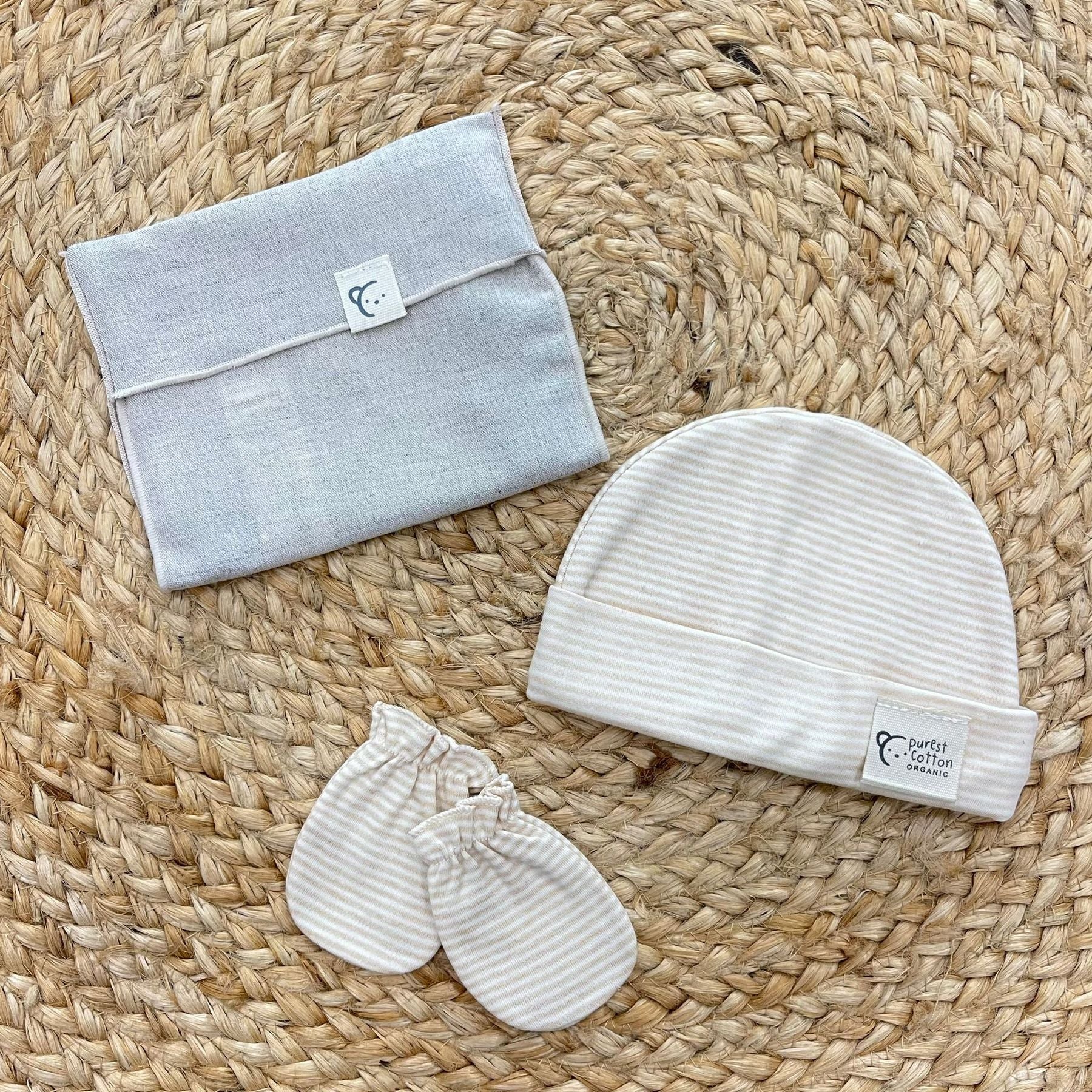 Calamaro Set Cappellino e Muffole Organico