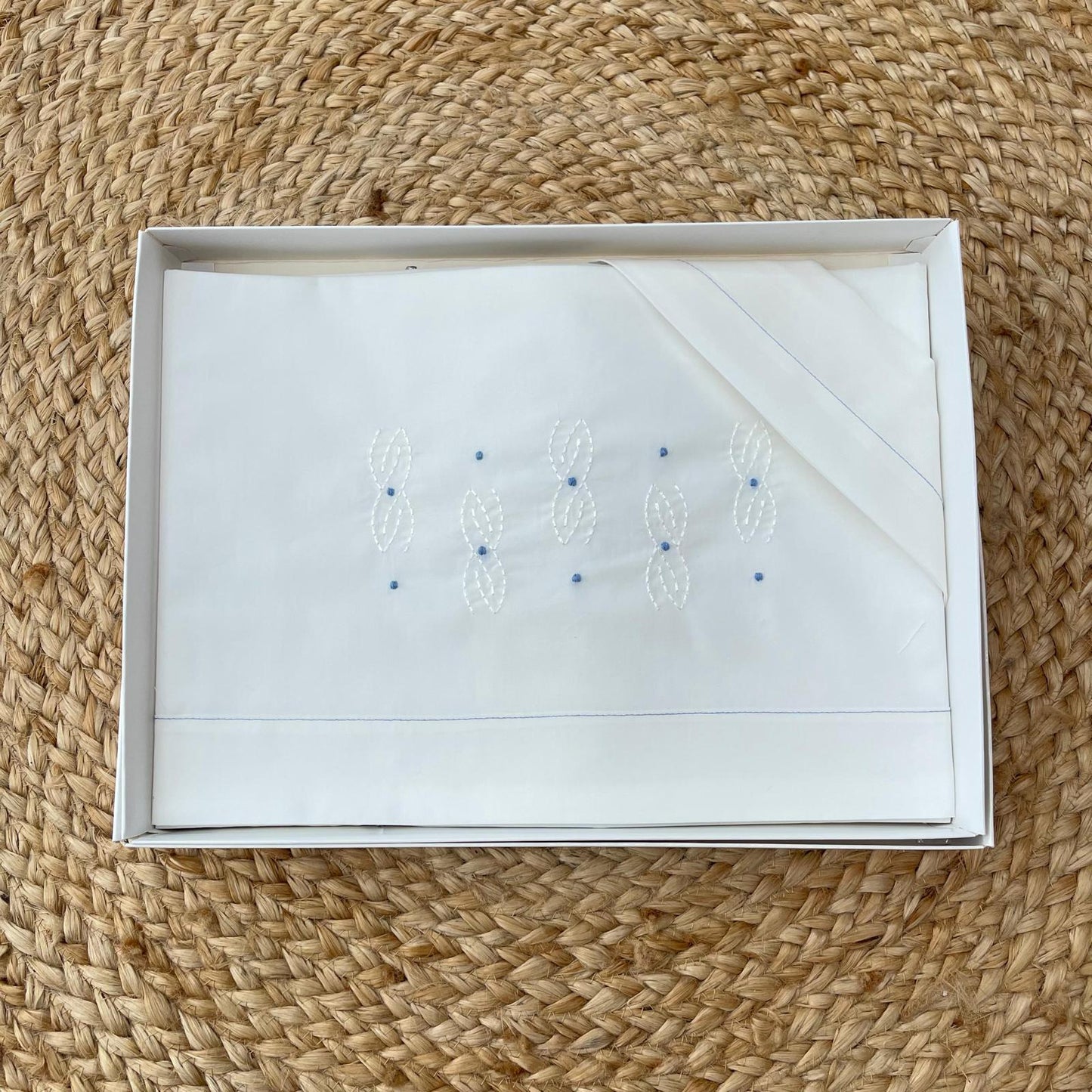 Primodì baby embroidered sheet set