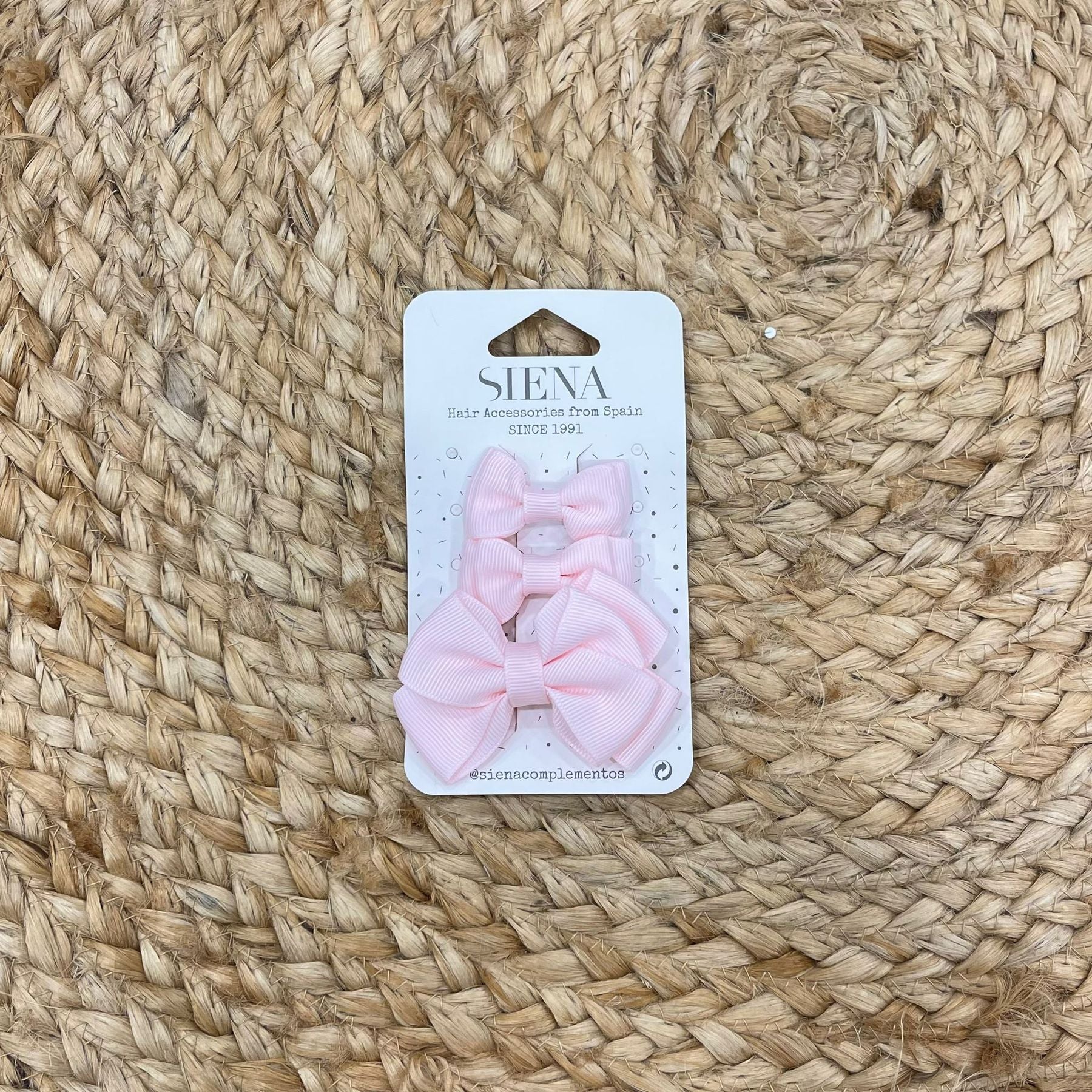 Siena Trio of bows With bow