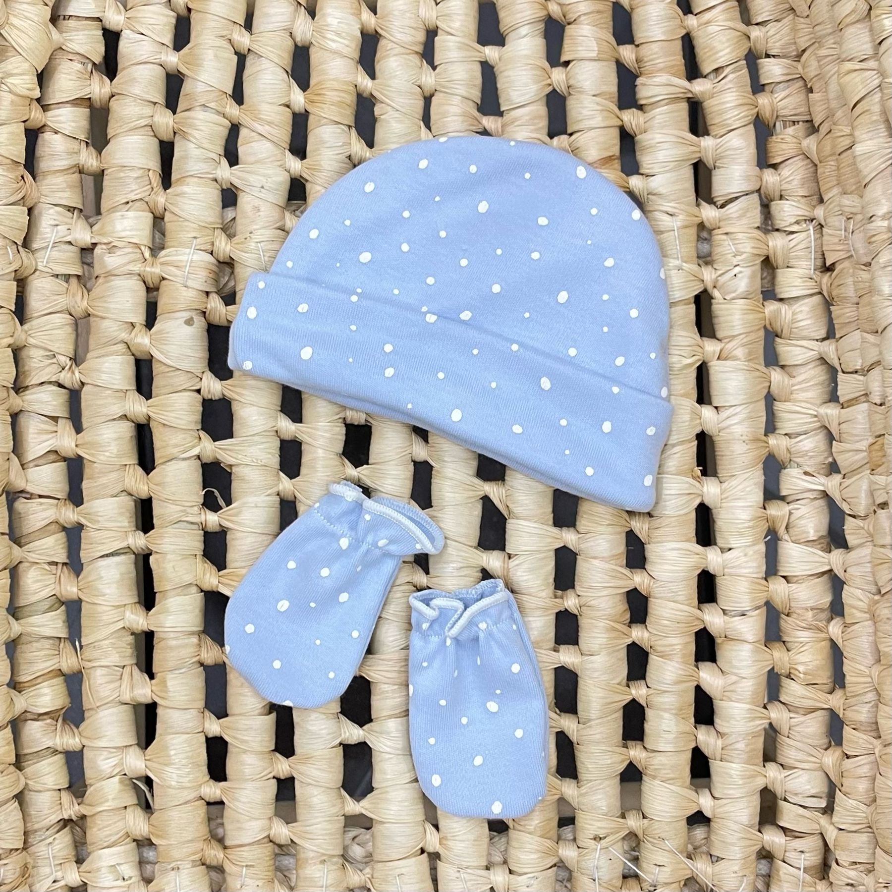 Calamaro Polka Dot Hat and Mittens Set