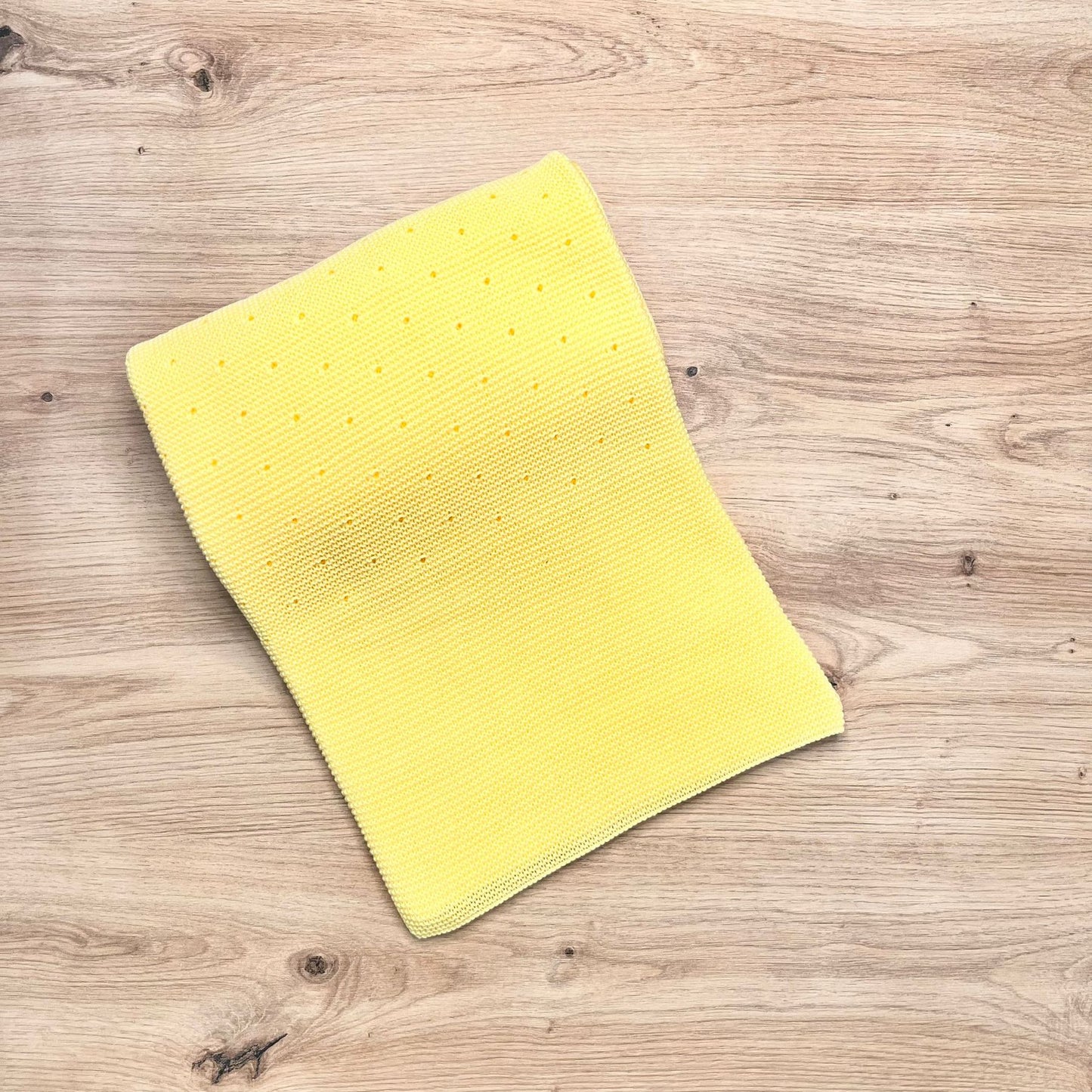 Mac Ilusion Perforated Cover