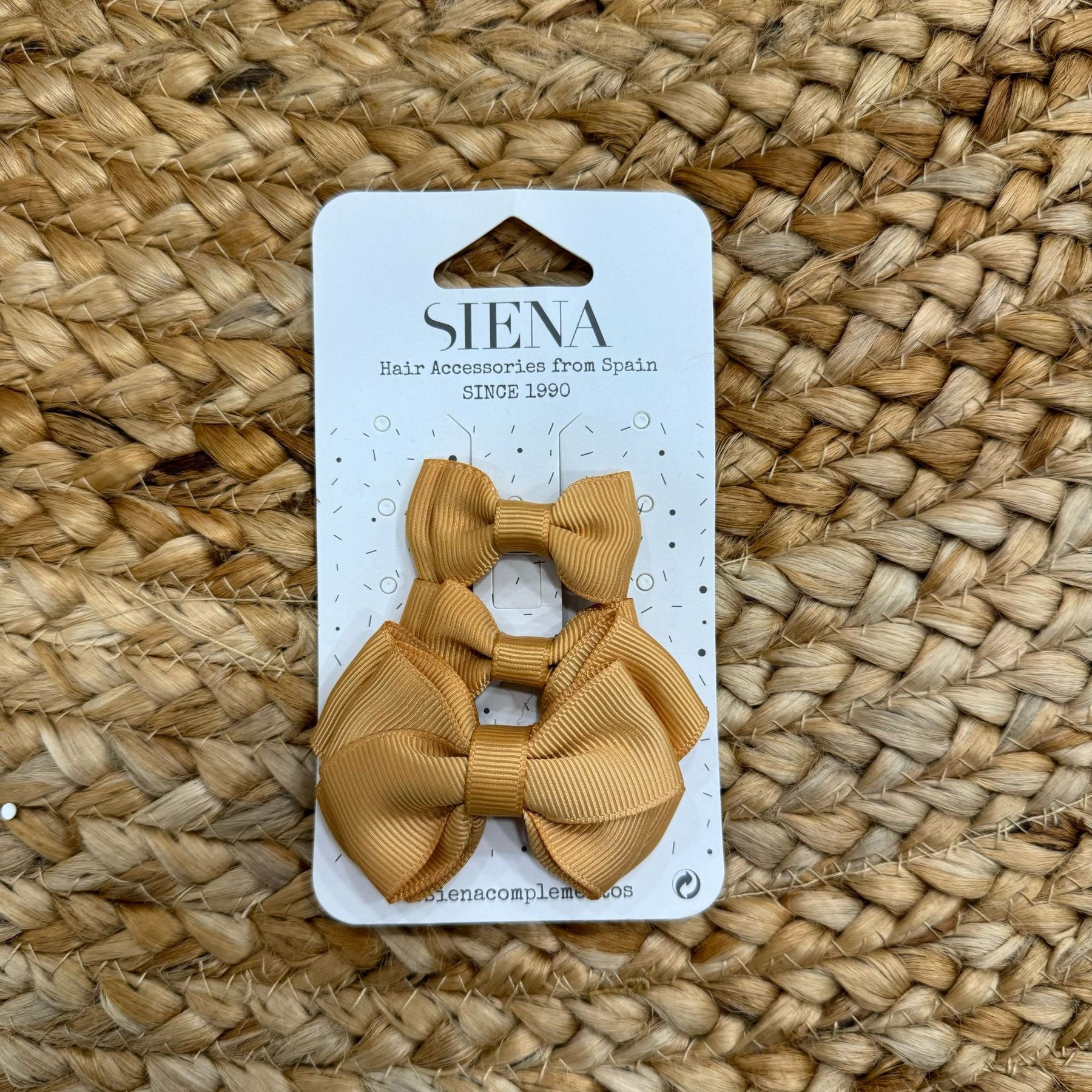 Siena Trio of bows With bow