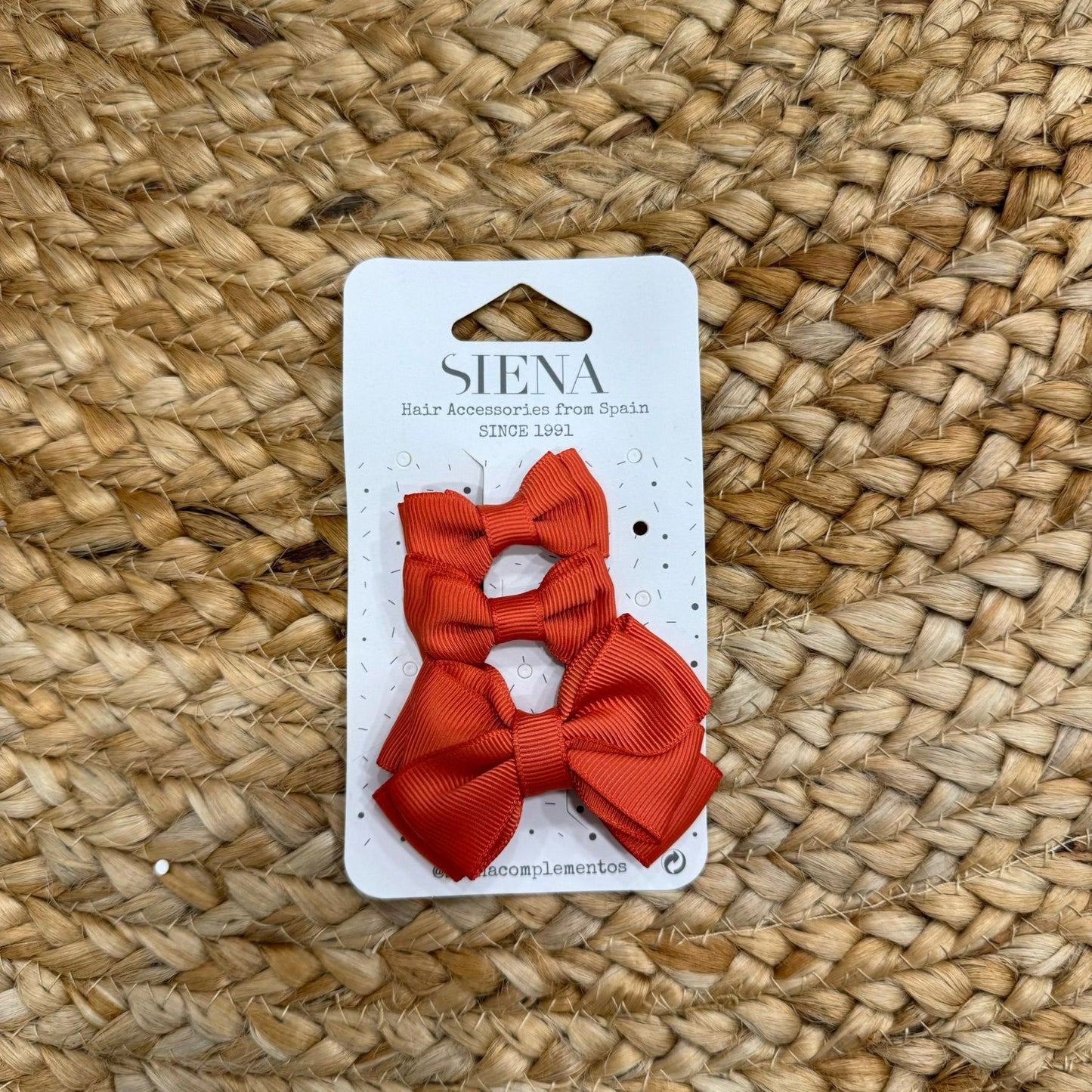 Siena Trio of bows With bow