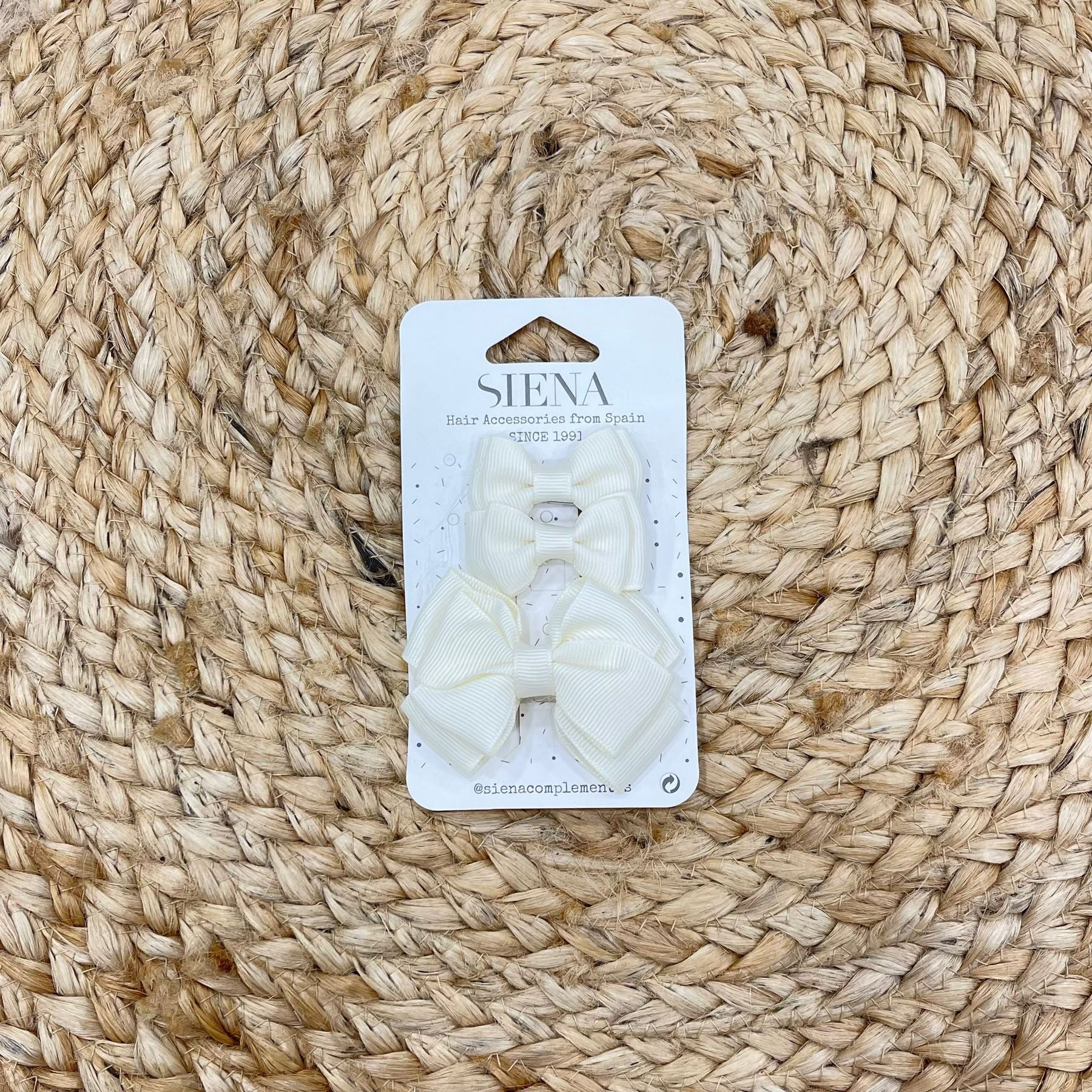 Siena Trio of bows With bow