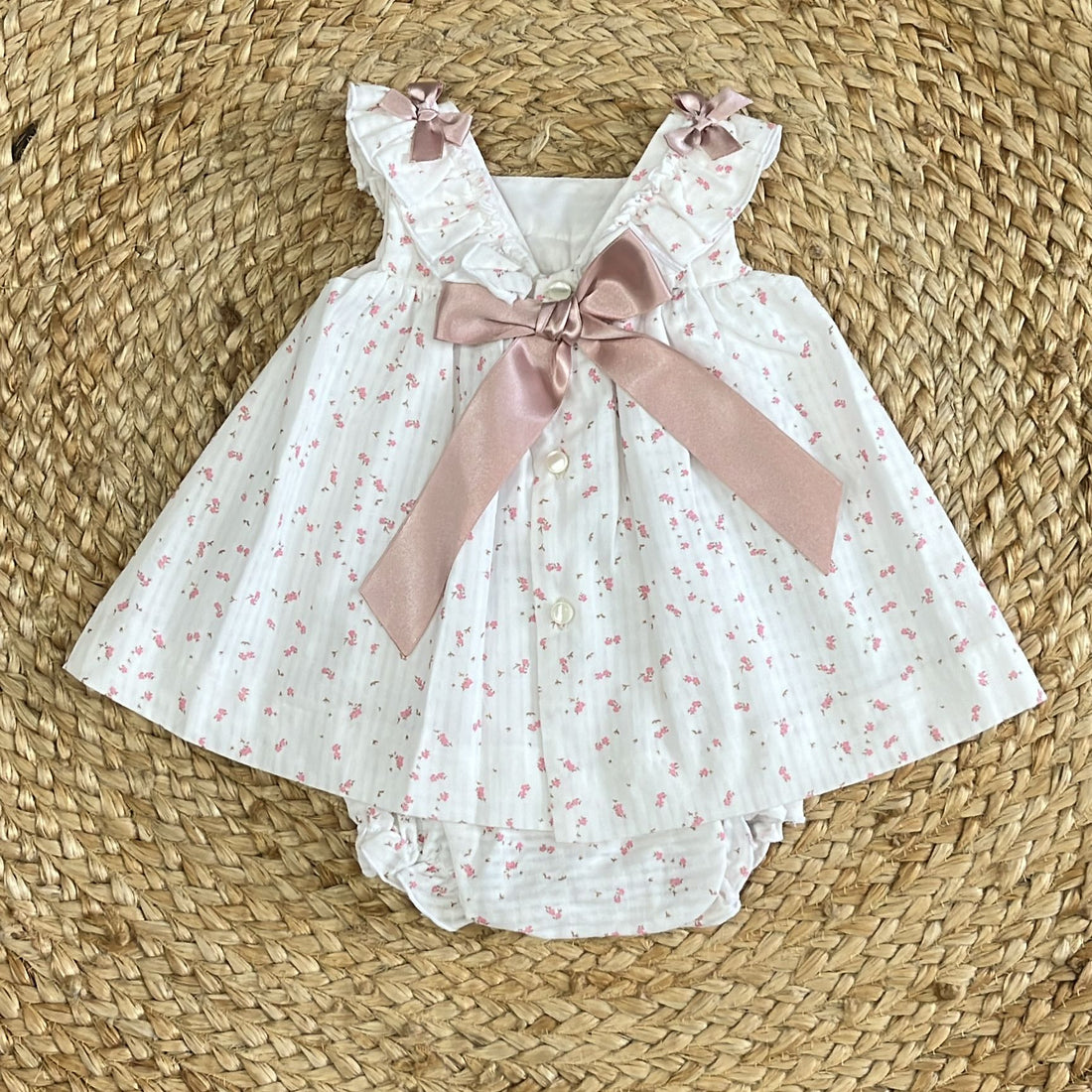 Carmen Taberner Floral blouse and culotte