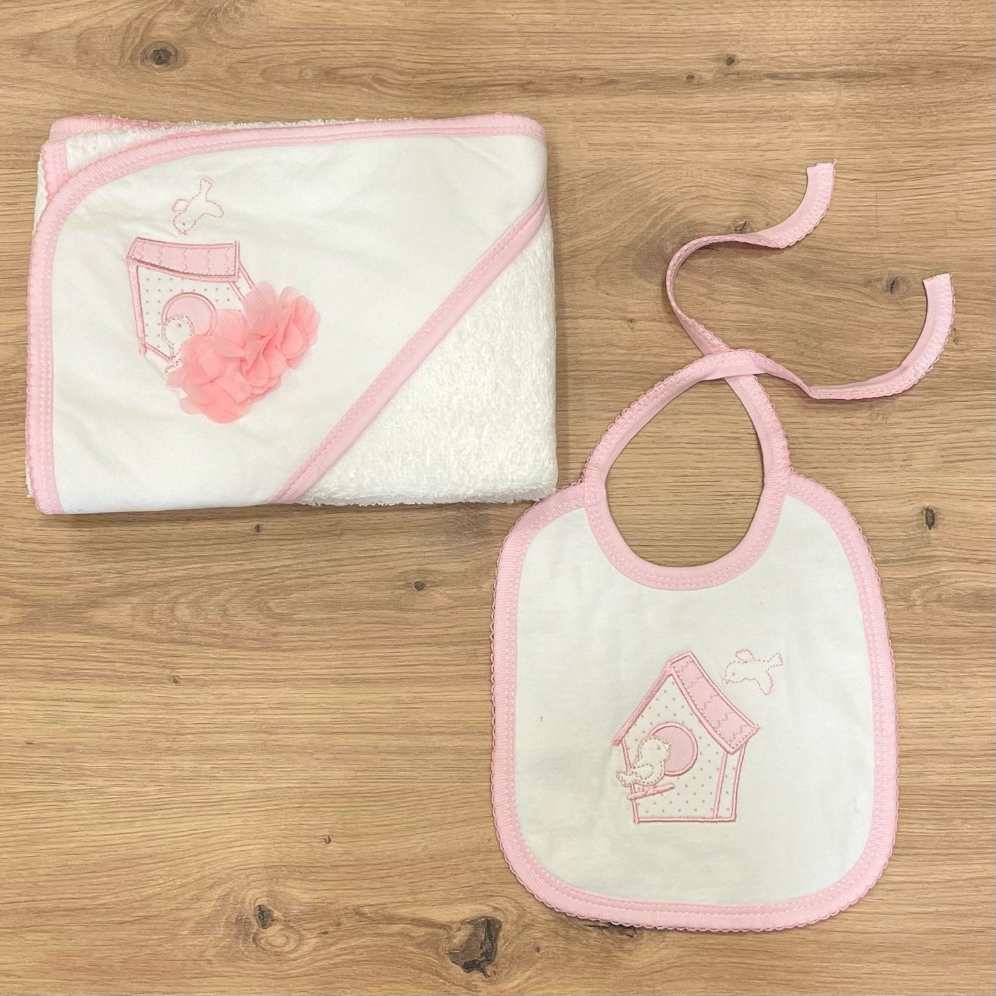 Sardon Bathrobe Set with Casetta Bib